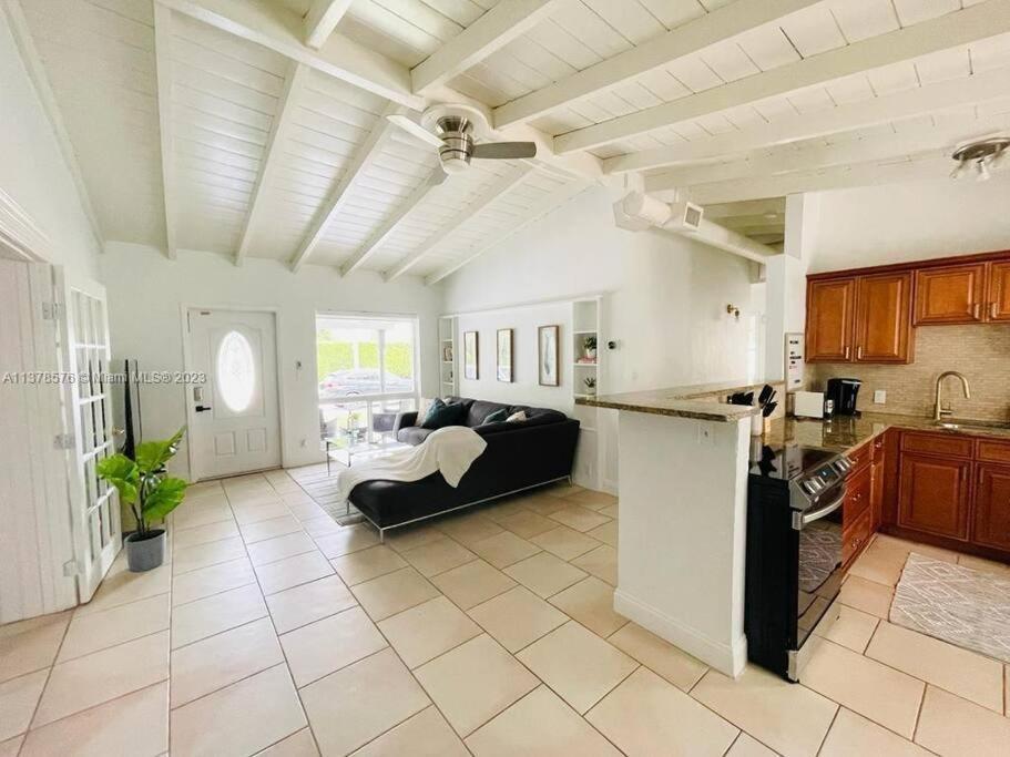劳德代尔堡Tropical Oasis House Private Pool Family Yard别墅 外观 照片